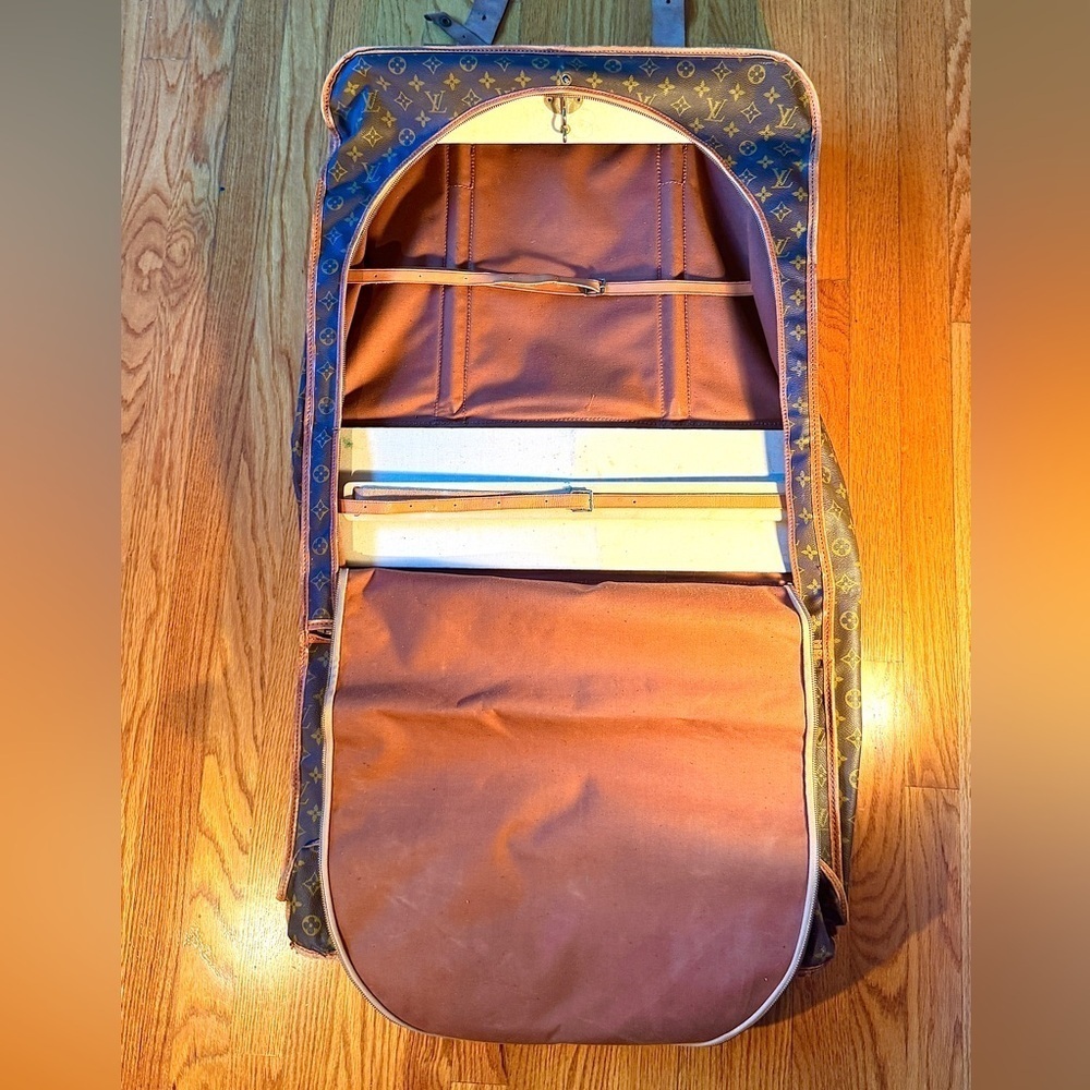 LOUIS VUITTON 1960s Vintage Suitcase Bag  | Great for Dresses & Suits 🤩🎁​ - Picture 3 of 15